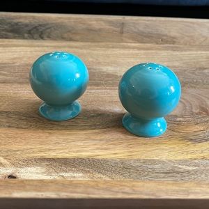 Fiesta salt and pepper shaker set